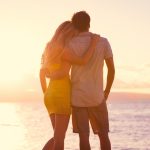 Bilim insanları, ilk kez dostça kucaklaşmayı “sevgililerden” nasıl ayırt edebileceklerini